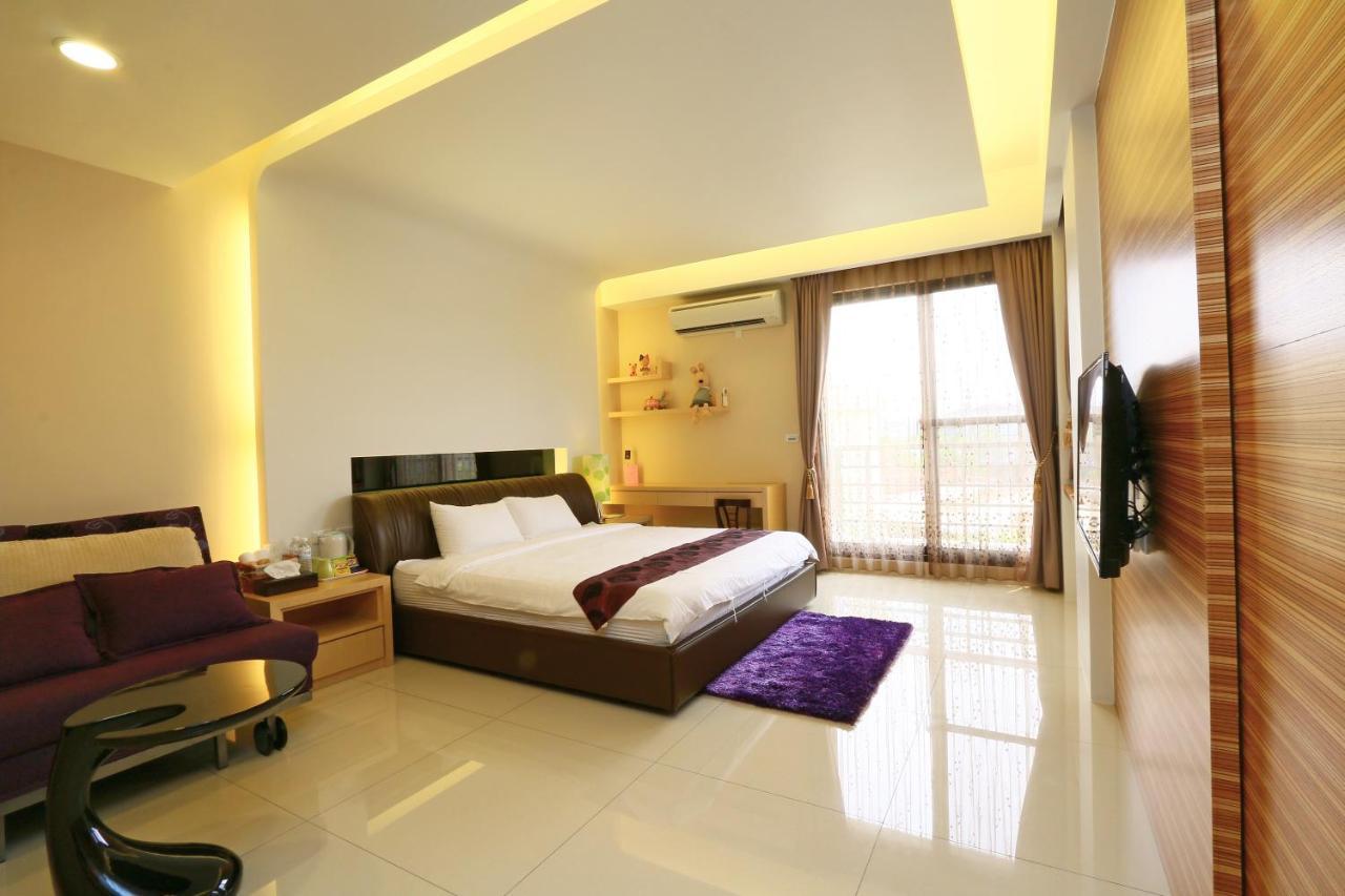 Sakura Love River Bed And Breakfast Dongshan  Exterior photo