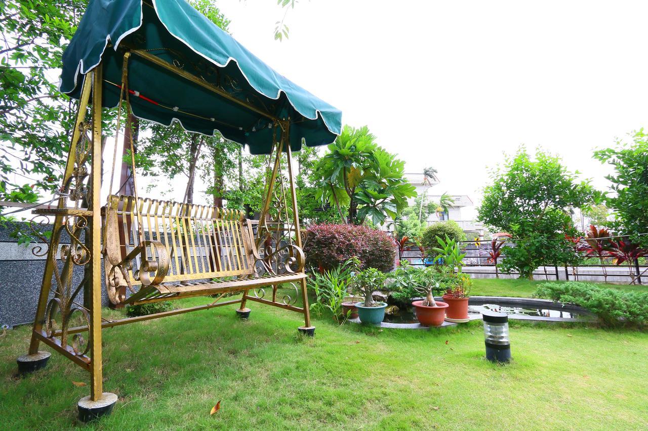 Sakura Love River Bed And Breakfast Dongshan  Exterior photo