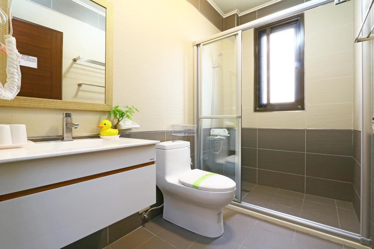 Sakura Love River Bed And Breakfast Dongshan  Exterior photo